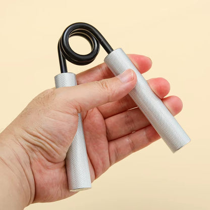 homme utilise pince musculation antiderapante