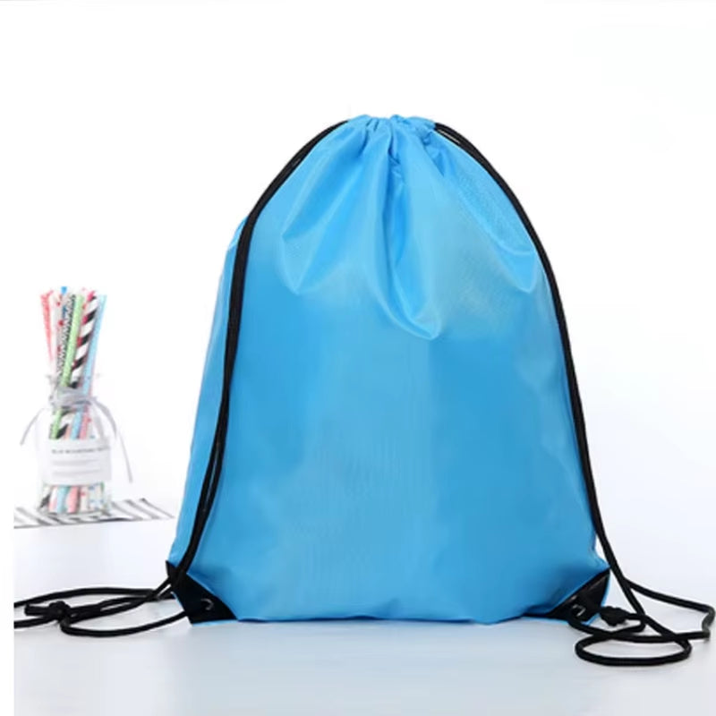 petit sac de sport bleu ciel